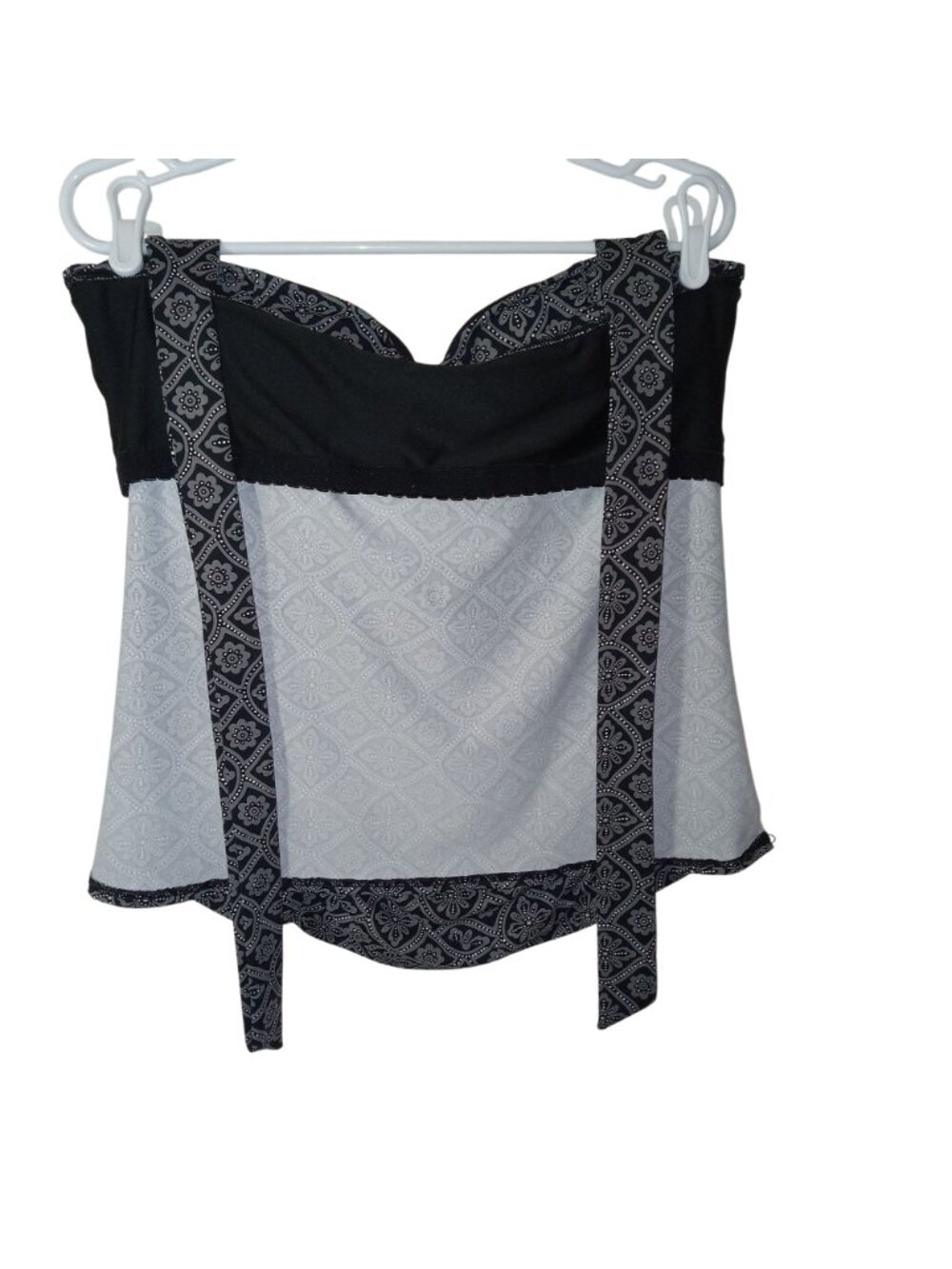 Lands End Black White Geometric Print Halter Tankini Size18 Top Swimsuit Womens - Picture 9 of 10